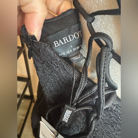 NWT Bardot Womens Lacy Short Midi Dress Black Size 8 - Picture 8 of 8